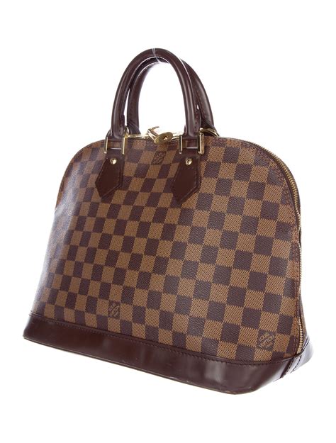 lv alma damier mm|louis vuitton alma pm.